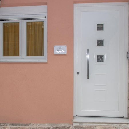 Hypatia Suites Закинтос Екстериор снимка