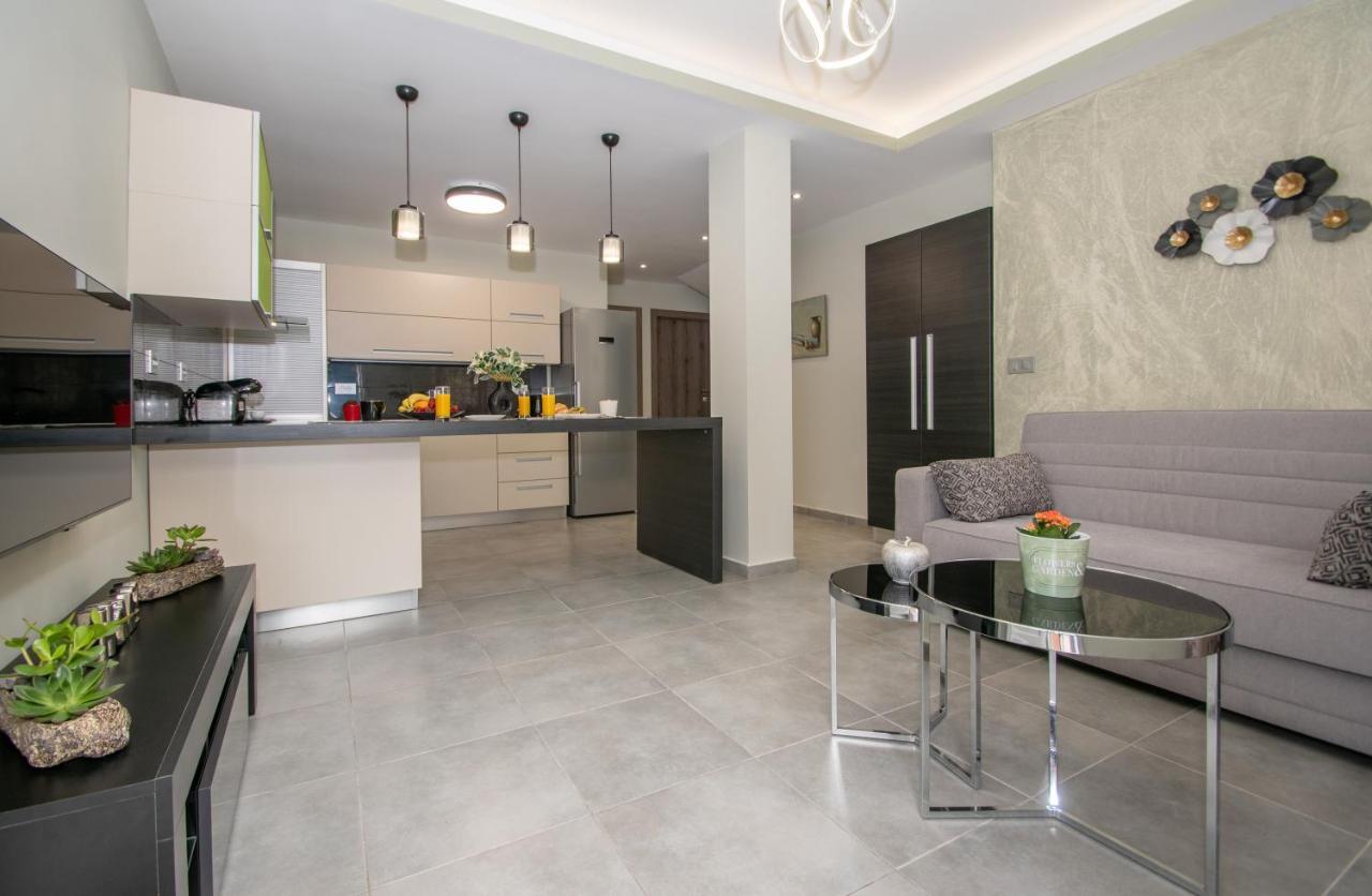 Hypatia Suites Закинтос Екстериор снимка